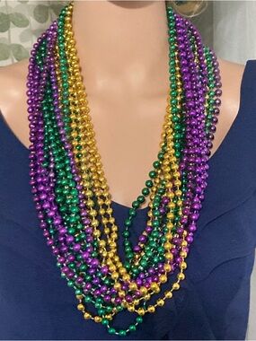 18 pcs Mardi Gras Purple, Green & Gold Beaded Necklace